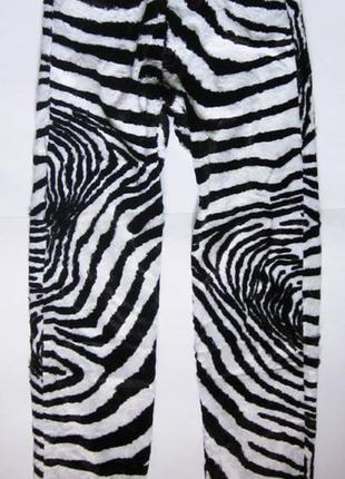 Яркие теплые меховые классические 5-карманные джинсы под зебру3 фото