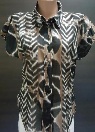 Не весомая, легкая батистовая  блуза   " hugo boss"   разм. 36-382 фото