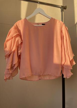Блуза с пышными рукавами