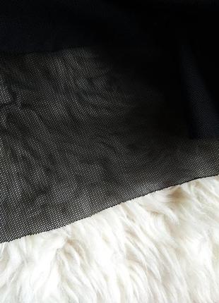 Чёрная прозрачная футболка сетка с вышивкой нашивкой розы5 фото