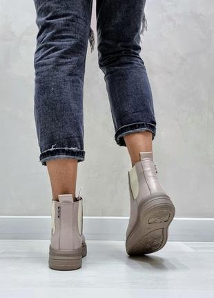 Женские кожаные ботинки, разные цвета6 фото
