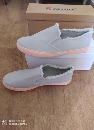 Мокасини під джинс