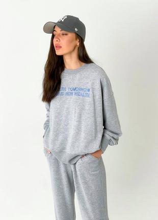 Спортивний костюм без капюшона з написом