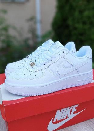 Кроссовки женские nike air force 1 (белые)