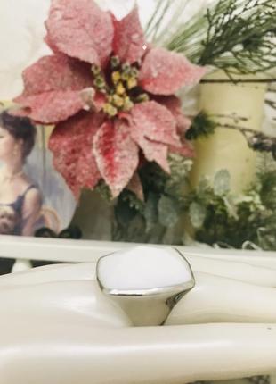 Серебряное кольцо с натуральным камнем агат zarina