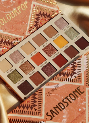 Лимитированная палетка теней colourpop sandstone palette из 18 оттенков