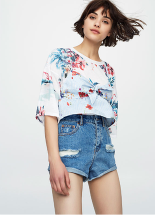 Шорты mom fit  pull and bear новые на стройную девушку