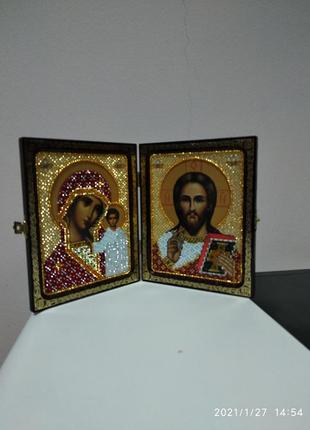 Богородица казанская и христос спаситель (венчальная пара) в рамке-складне4 фото