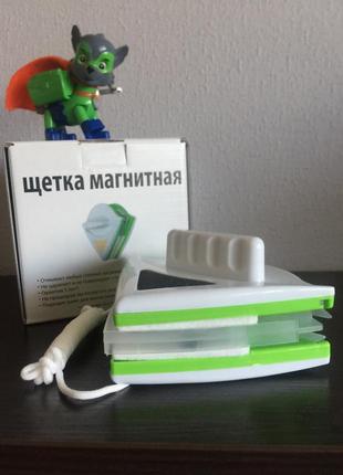 Магнитная щетка для мытья окон