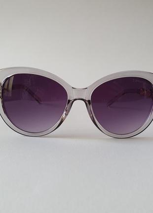 Очки женские солнцезащитные
