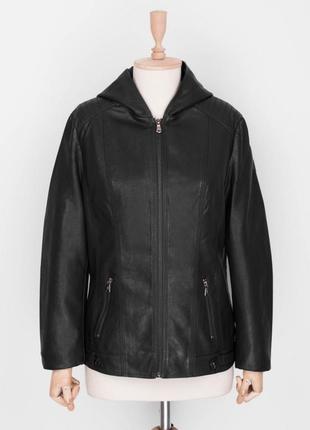 Стильная черная осенняя деми куртка ветровка кожанка большой размер батал с капюшоном