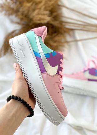 Милые женские кроссовки nike air force 1 розовые с бирюзой5 фото