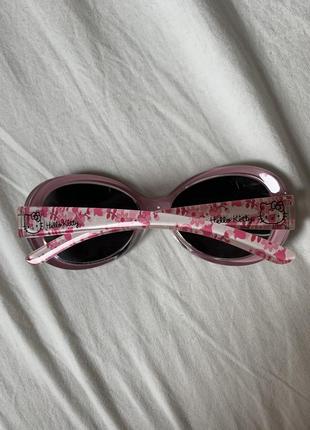 Солнцезащитные очки