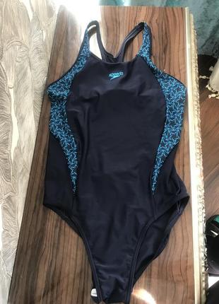 Спортивный купальник speedo