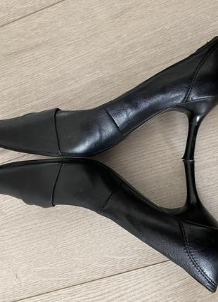Leather-натуральная кожа-туфли кожаные 🦋туфли на каблуках с заострёнными носиками8 фото