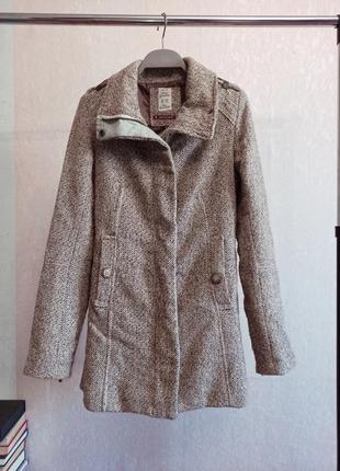 Светлое пальто "wool collection"2 фото