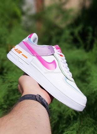 Женские кроссовки nike air force 1 shadow белые с малиновым8 фото