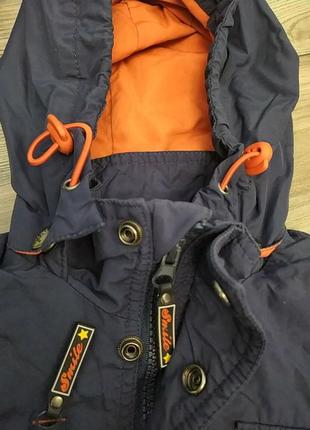 Качественная курточка для мальчика 98 см6 фото
