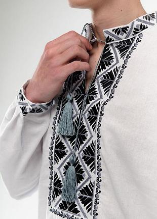 Мужская вышиванка белая 2