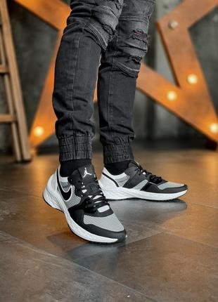 Классные мужские кроссовки nike jordan air zoom 85 runner белые с чёрным