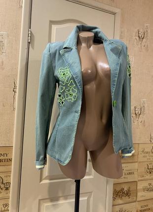 Джинсовий жакет jus de pommes