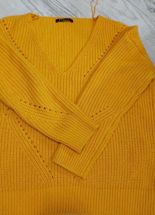 Жёлтый свитер мохито1 фото