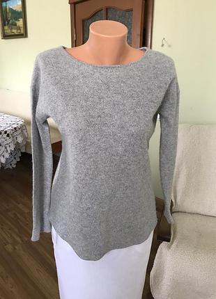 Кашеміровий джемпер