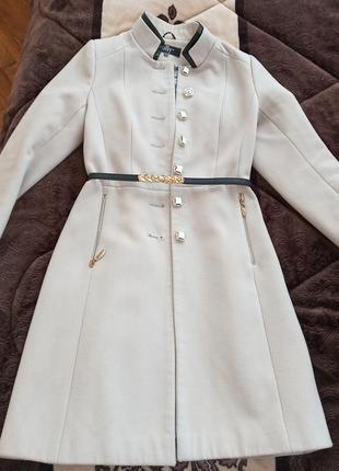 Стильное женское пальто. демисезонный размер 42. цена 💸 800 грн.