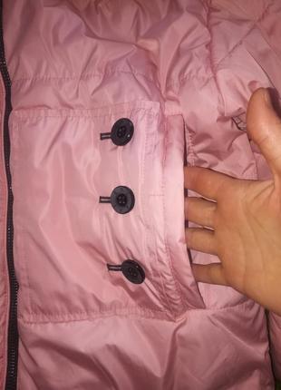 Весенняя нежная розовая курточка для настоящей модницы.5 фото