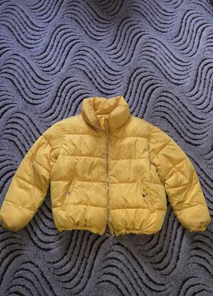 Курточка куртка желтая pull&bear3 фото