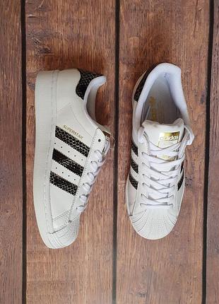 Кросівки кросівки adidas superstar оригінал fv3294