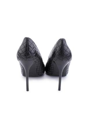 Стильні чорні класичні туфлі на шпильці модні хіт5 фото