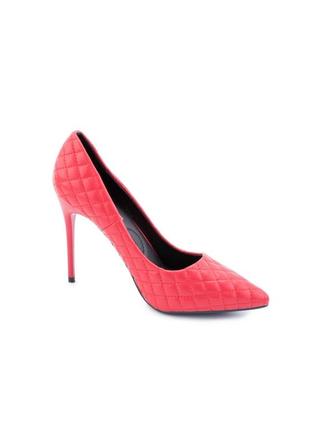 Стильні червоні туфлі човники на шпильці модні хіт новинка4 фото