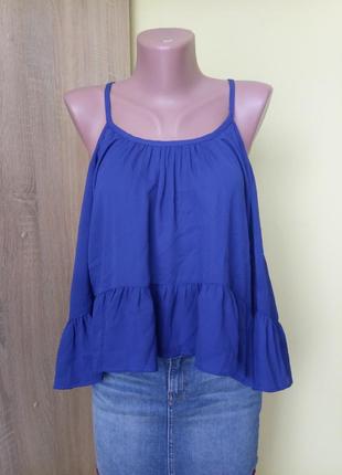 Блузка на плечі