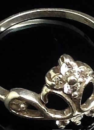 Серебряное кольцо "корона" с блестящими фианитами 925*8 фото