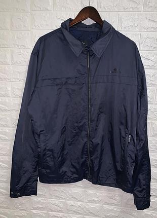 Легкая ветровка lacoste