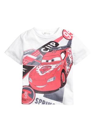 Класна футболочка серії тачки h&m