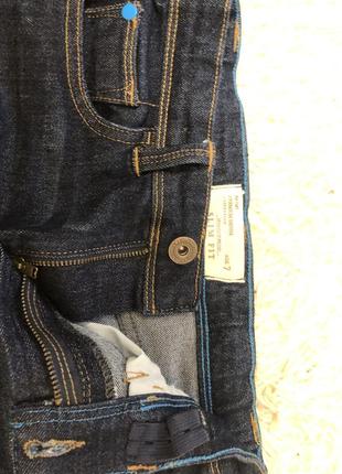 Фирменные джинсы  для мальчика на 7 лет3 фото