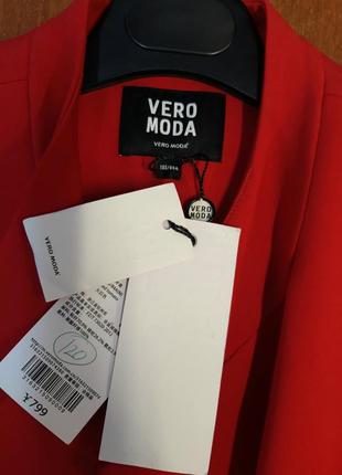 Яркое красное пальто, плащ, тренчкот vero moda размер м5 фото