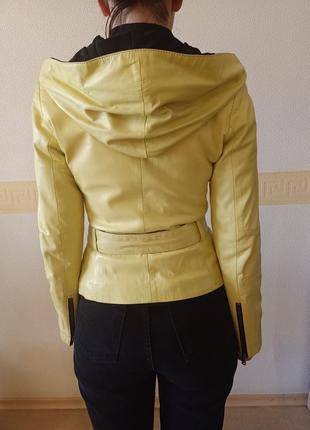 Женская кожанная куртка2 фото