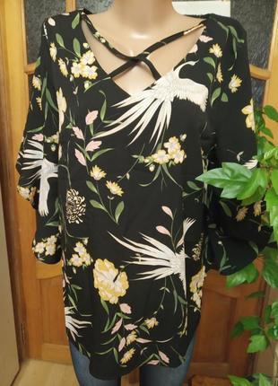 Красивая женская длинная туника блуза в цветочный принт черная р. m/l (46/48)