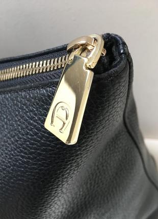 Кожаная сумка дорожная ручная кладь aigner shoulder bag m black9 фото