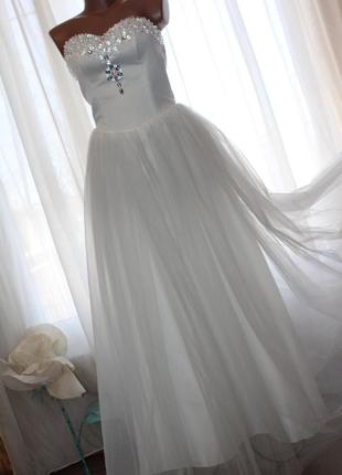 Весільна сукня весільна сукня (знижую ціни)