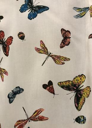 Нереально красивая и стильная брендовая блузка в бабочках...100% вискоза.9 фото