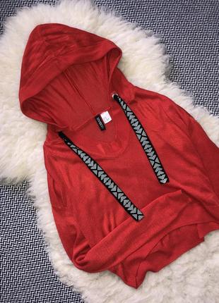 Свитшот вязаный худи красный алый яркий капюшон укорочен кофта свитер8 фото