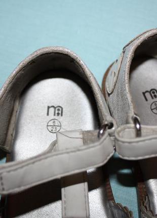 Очаровательные босоножки ф.mothercare девочке р-23(евр.6) идеальное состояние
