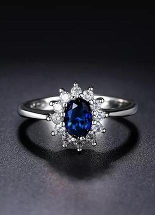 Шикарное кольцо с кристаллами