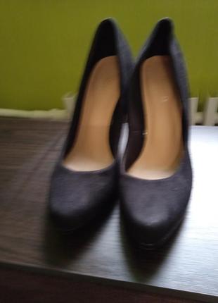 Туфли черные моднющие