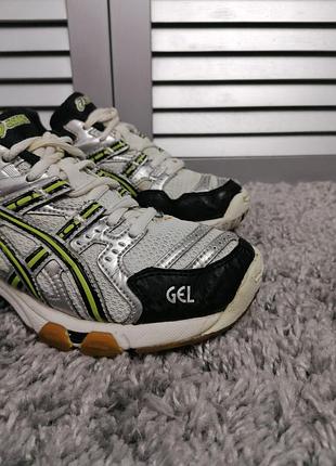Детские кроссовки asics. спортивная обувь. оригинал!