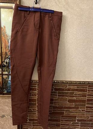 Штани в обтяжку щільні